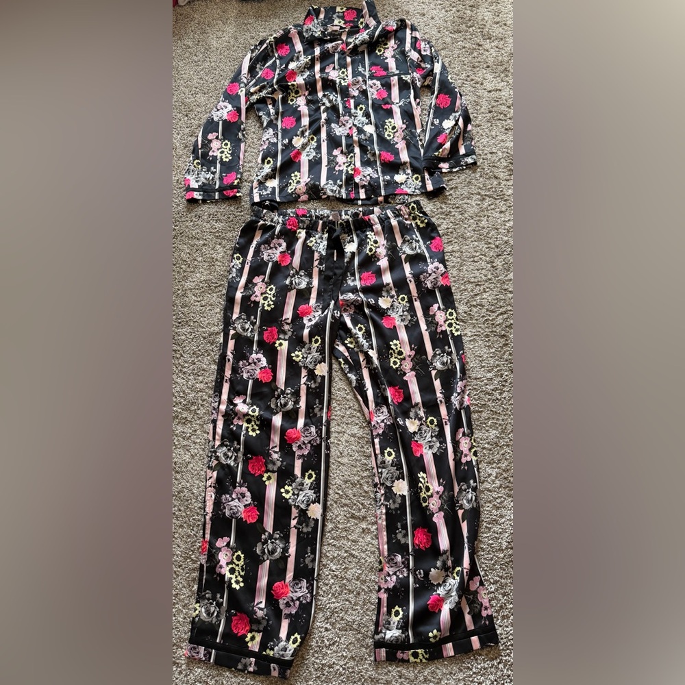Victoria's Secret Black Floral Satin Pajama Set